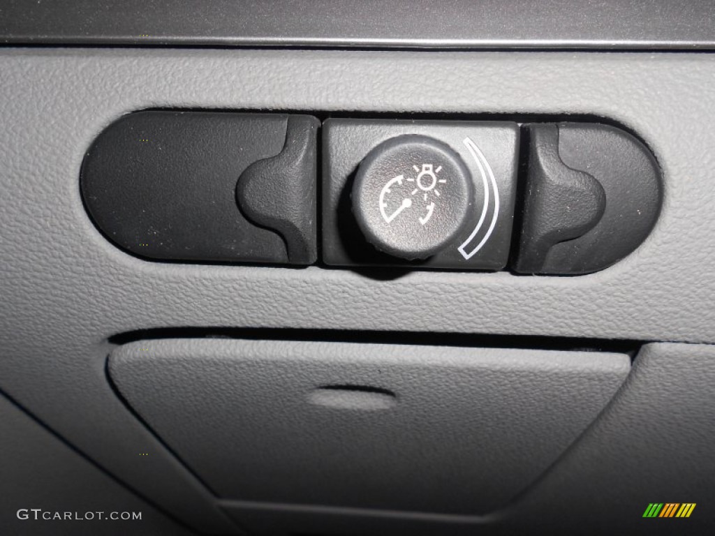 2007 Aura XE - Ocean Mist Metallic / Gray photo #20