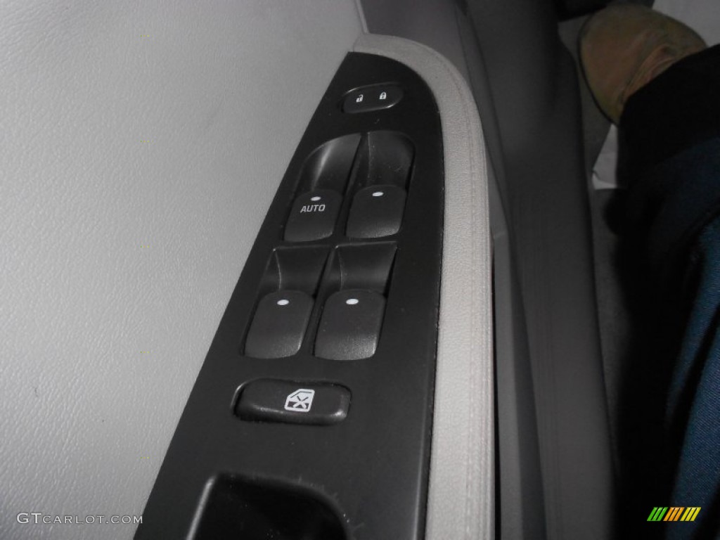 2007 Aura XE - Ocean Mist Metallic / Gray photo #21