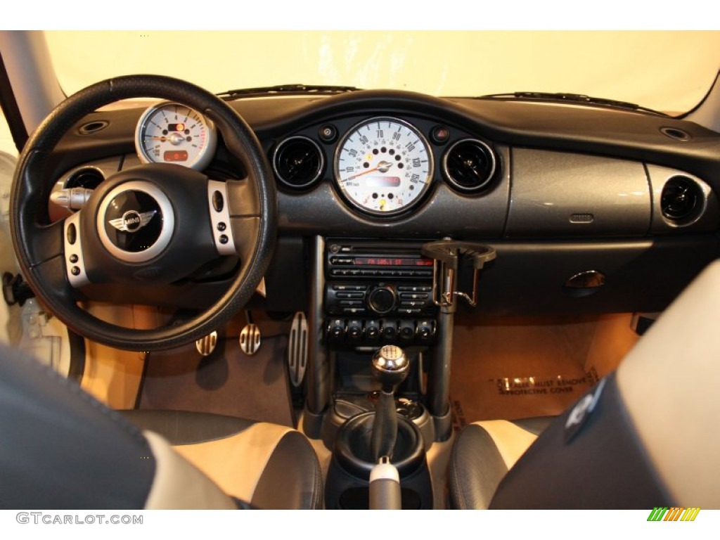 2004 Mini Cooper S Hardtop Cordoba Beige Dashboard Photo #62778811