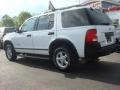 2005 Oxford White Ford Explorer XLS  photo #4