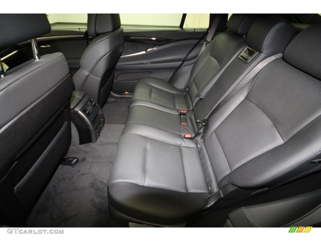 2012 BMW 5 Series 550i Gran Turismo Rear Seat Photo #62787030