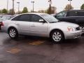 2005 Silver Frost Metallic Ford Five Hundred SEL  photo #2
