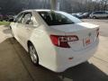 Super White - Camry SE Photo No. 4