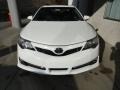 Super White - Camry SE Photo No. 6