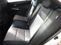 Super White - Camry SE Photo No. 9