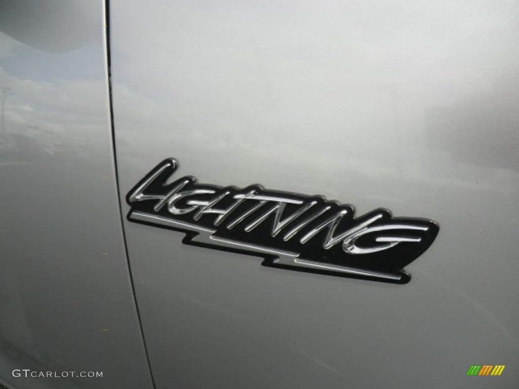2001 Ford F150 SVT Lightning Marks and Logos Photo #62788524
