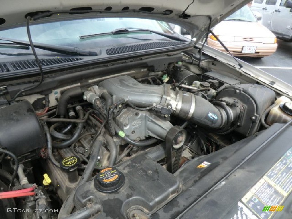 2001 Ford F150 SVT Lightning 5.4 Liter SVT Supercharged SOHC 16-Valve V8 Engine Photo #62788665
