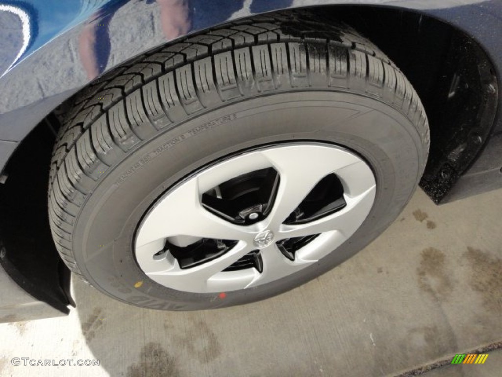 2012 Prius 3rd Gen Two Hybrid - Nautical Blue Metallic / Bisque photo #7