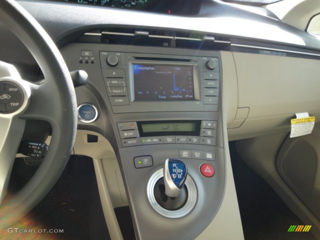 2012 Prius 3rd Gen Two Hybrid - Nautical Blue Metallic / Bisque photo #13