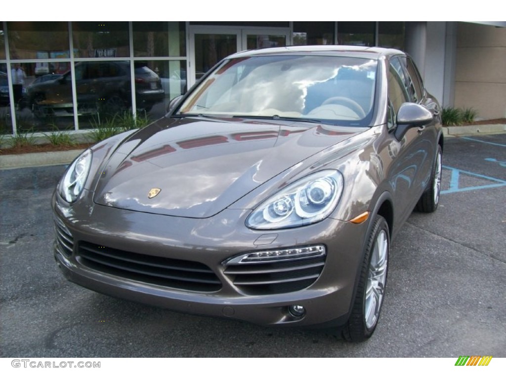 Umber Brown Metallic 2012 Porsche Cayenne Standard Cayenne Model Exterior Photo #62791788