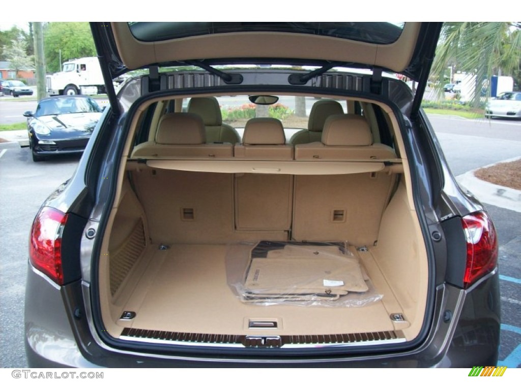 2012 Cayenne  - Umber Brown Metallic / Luxor Beige photo #13