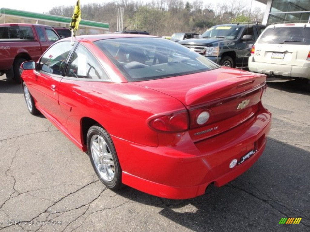 2004 Cavalier LS Sport Coupe - Victory Red / Graphite photo #3
