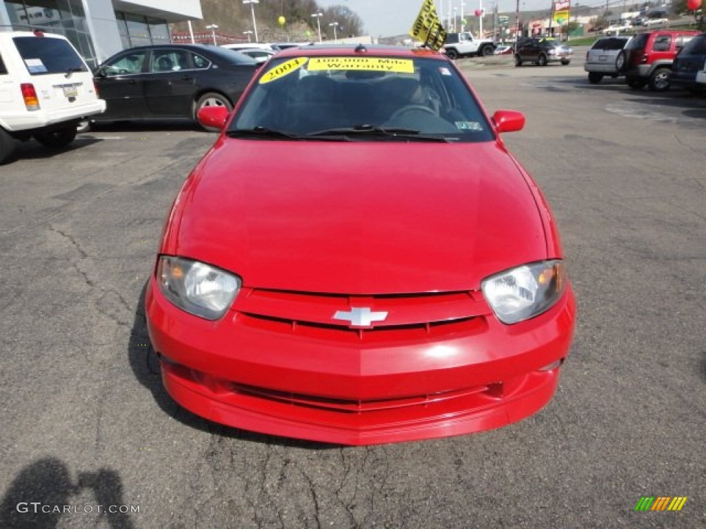 2004 Cavalier LS Sport Coupe - Victory Red / Graphite photo #8