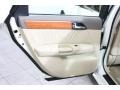 Ivory Pearl - M 35x Sedan Photo No. 15