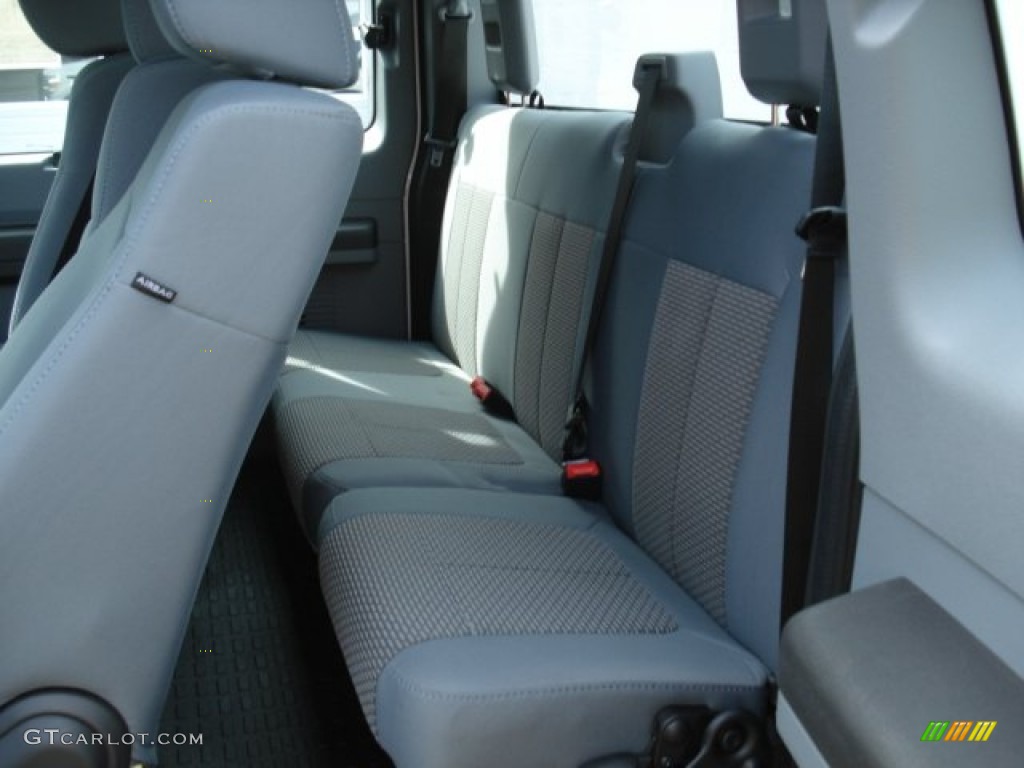 2012 F350 Super Duty XL SuperCab 4x4 - Oxford White / Steel photo #13