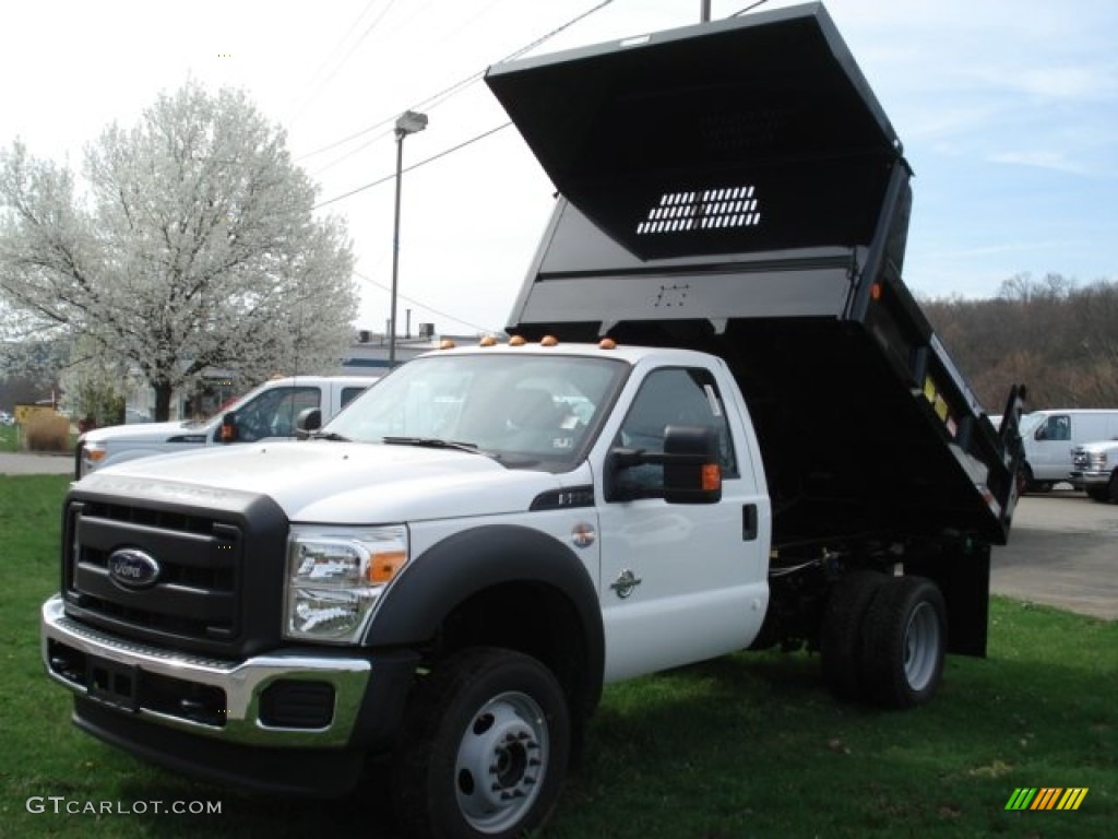 Oxford White 2012 Ford F550 Super Duty XL Regular Cab 4x4 Dump Truck Exterior Photo #62795377