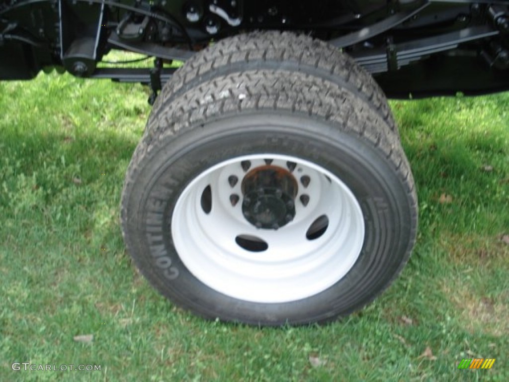 2012 Ford F550 Super Duty XL Regular Cab 4x4 Dump Truck Wheel Photo #62795422
