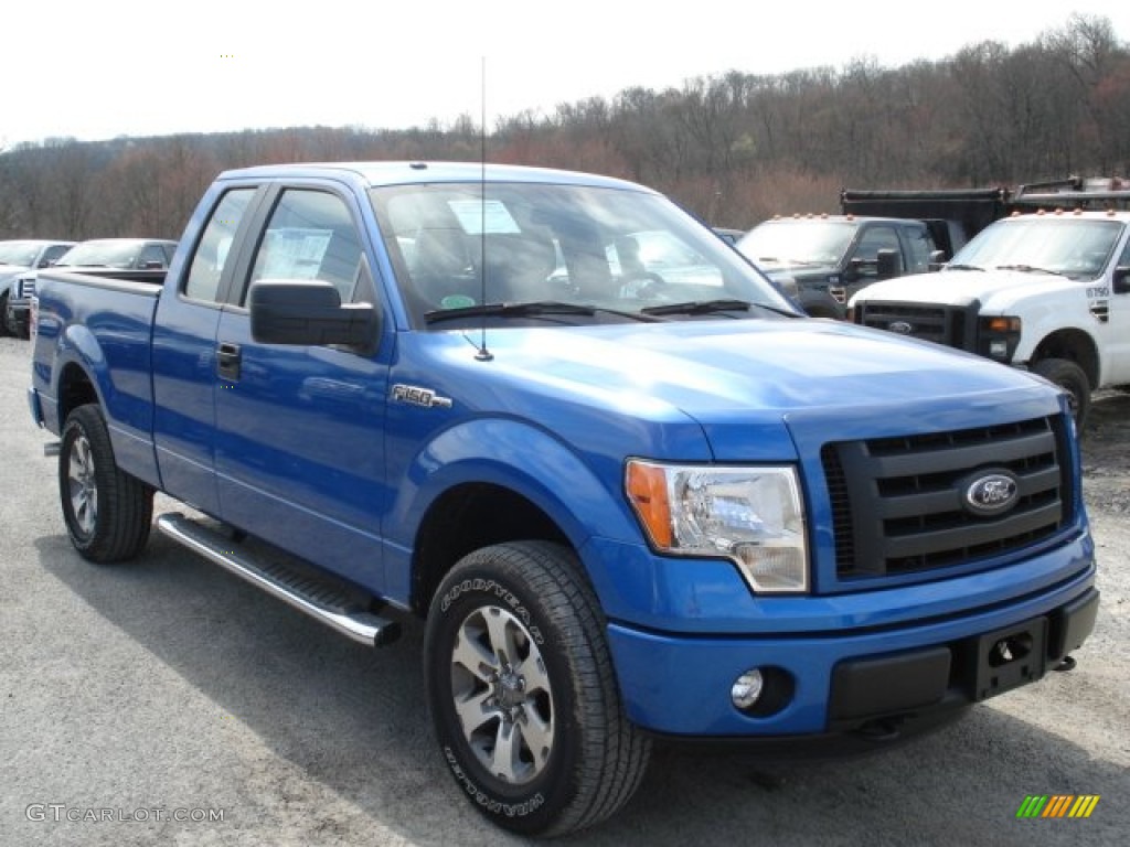 2012 F150 STX SuperCab 4x4 - Blue Flame Metallic / Steel Gray photo #2