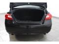 Malbec Black - M 37x AWD Sedan Photo No. 23