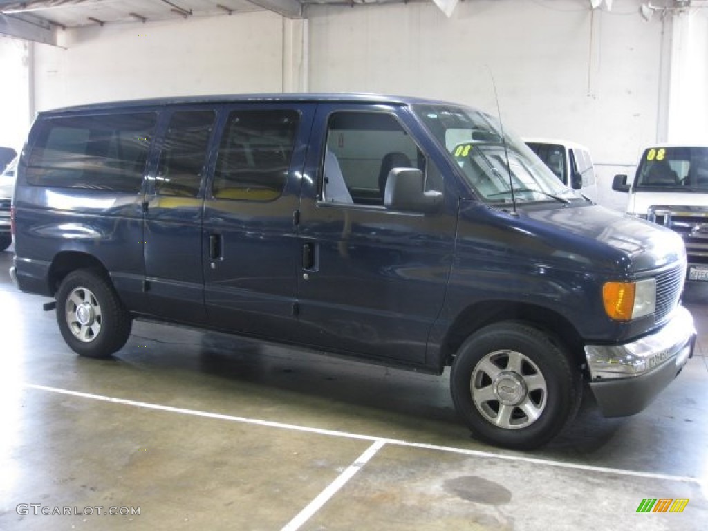 2005 E Series Van E150 XLT Passenger - True Blue Metallic / Medium Flint photo #1