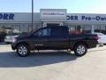 Galaxy Black - Titan SE Crew Cab Photo No. 5
