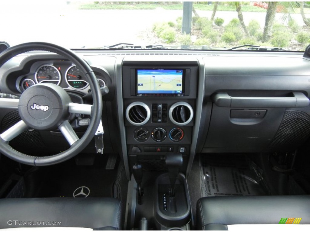 2010 Jeep Wrangler Unlimited Sahara 4x4 Dark Slate Gray/Medium Slate Gray Dashboard Photo #62799856