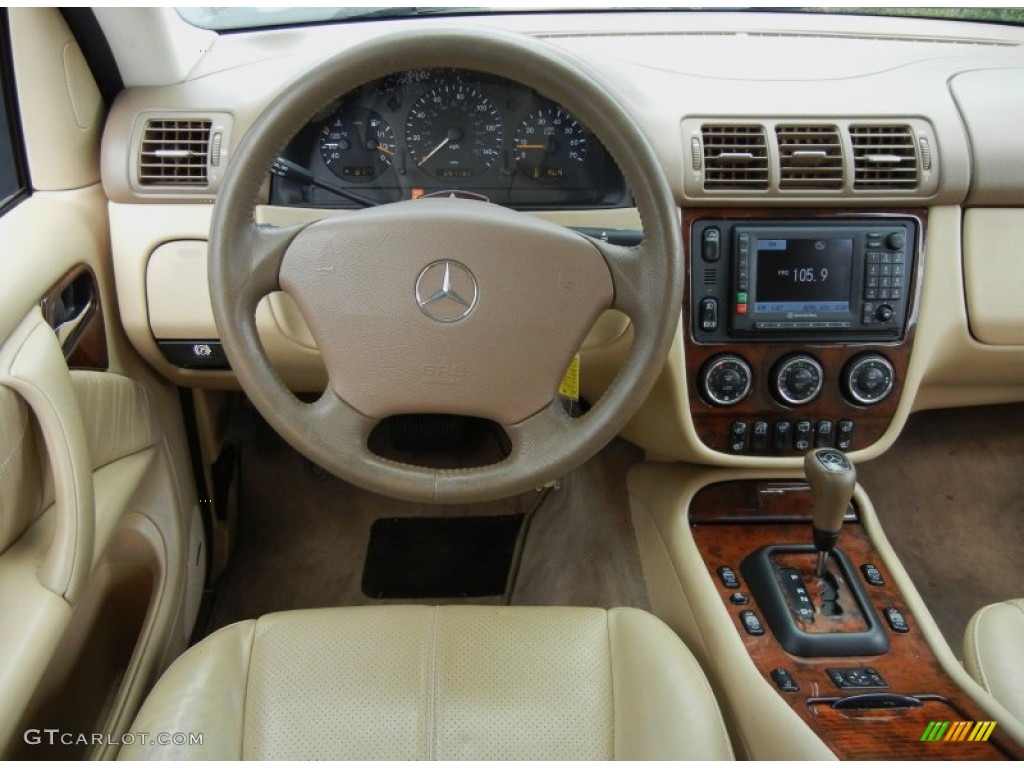 2005 ML 500 4Matic - Desert Silver Metallic / Java photo #20