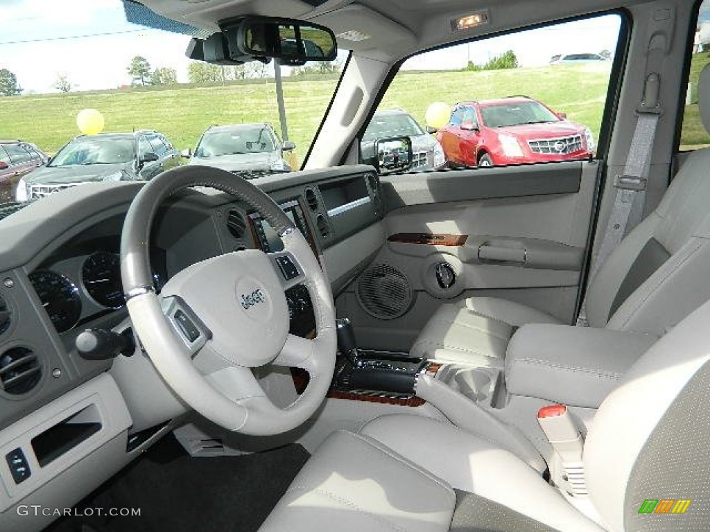Dark Khaki/Light Graystone Interior 2008 Jeep Commander Limited Photo #62802028