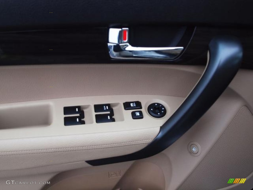 2011 Kia Sorento LX V6 AWD Controls Photo #62802304