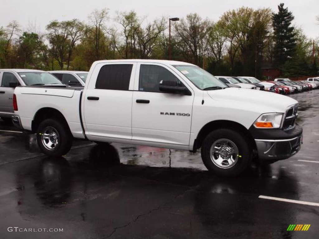 2012 Ram 1500 ST Crew Cab 4x4 - Bright White / Dark Slate Gray/Medium Graystone photo #2