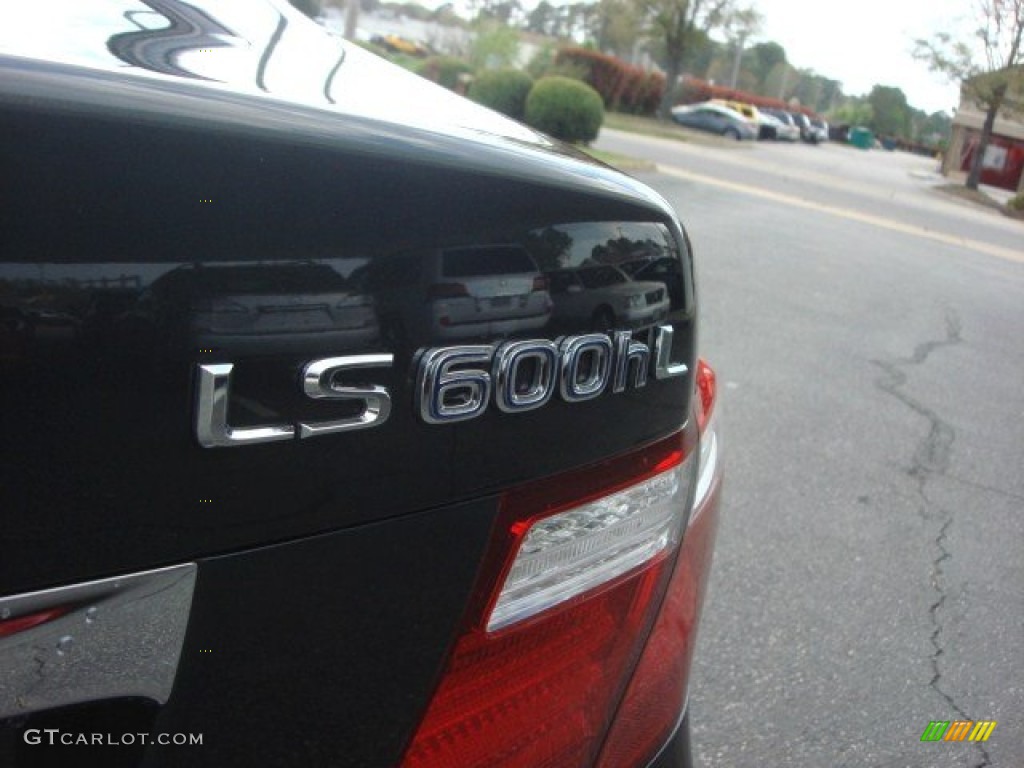 2009 Lexus LS 600h L AWD Hybrid Marks and Logos Photos