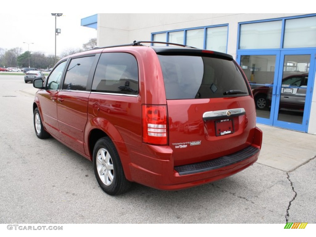 2008 Town & Country Touring - Inferno Red Crystal Pearlcoat / Medium Slate Gray/Light Shale photo #6