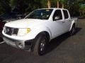 2005 Avalanche White Nissan Frontier SE Crew Cab  photo #4