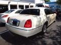 2002 White Pearlescent Metallic Lincoln Town Car Cartier  photo #2