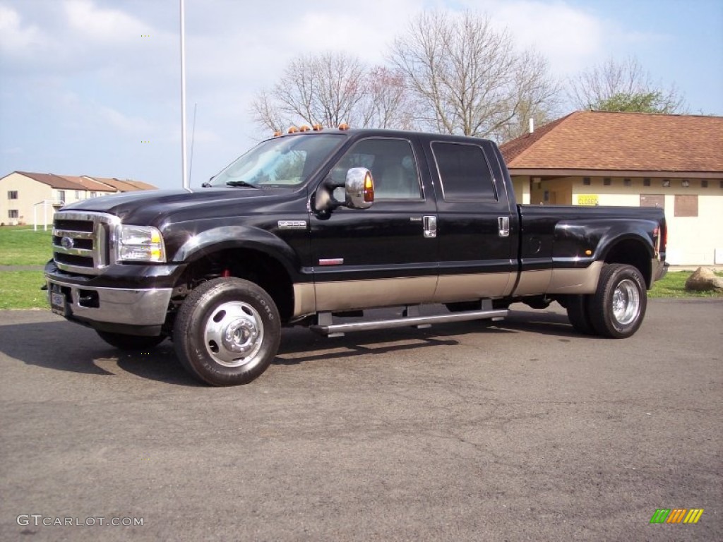 Black 2006 Ford F350 Super Duty Lariat Crew Cab 4x4 Dually Exterior Photo #62810458