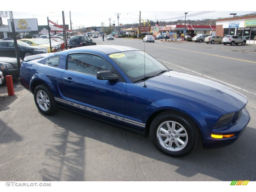 2007 Mustang V6 Deluxe Coupe - Vista Blue Metallic / Dark Charcoal photo #3