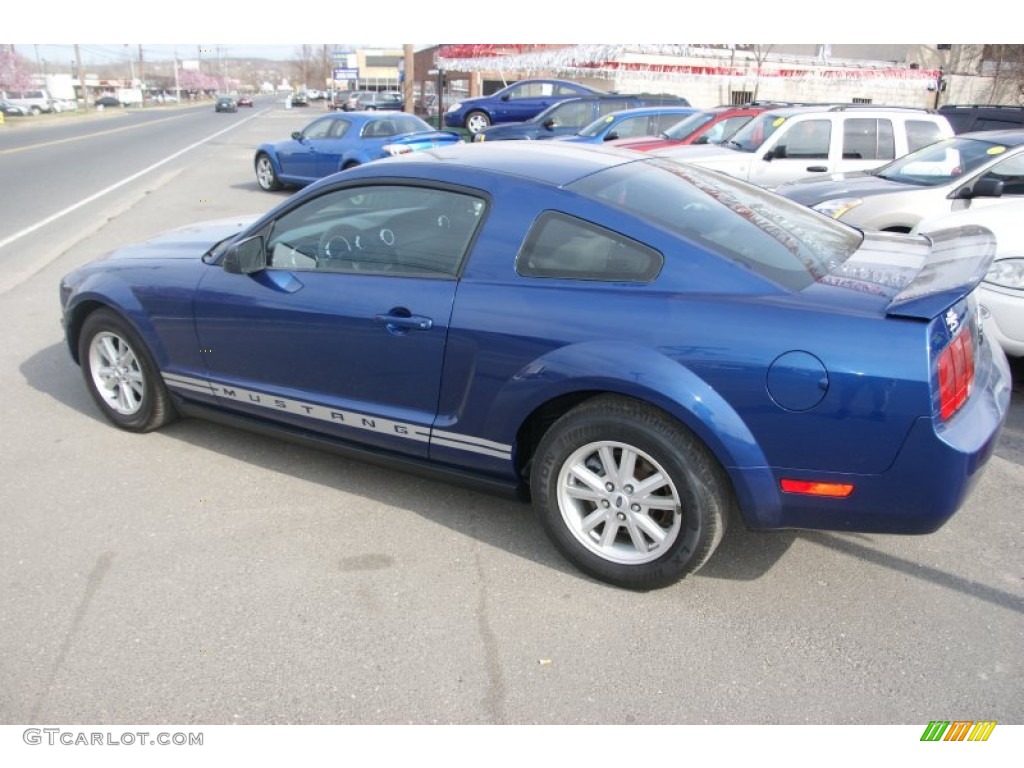 2007 Mustang V6 Deluxe Coupe - Vista Blue Metallic / Dark Charcoal photo #6