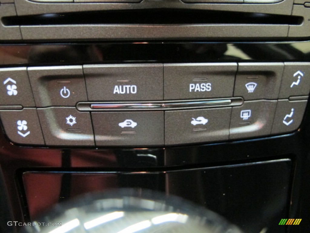 2011 Cadillac CTS -V Sedan Controls Photo #62812072