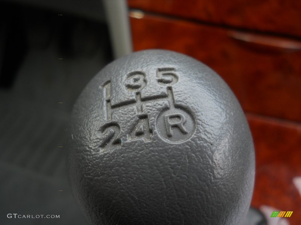 2007 Toyota Corolla LE 5 Speed Manual Transmission Photo #62814697