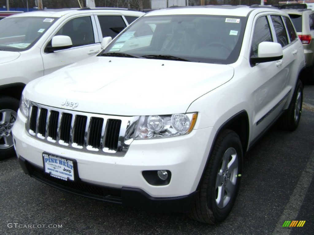 2012 Grand Cherokee Laredo X Package 4x4 - Stone White / Black photo #1