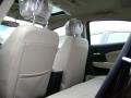 Black - 200 Limited Sedan Photo No. 3