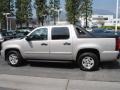 2007 Silver Birch Metallic Chevrolet Avalanche LS  photo #10