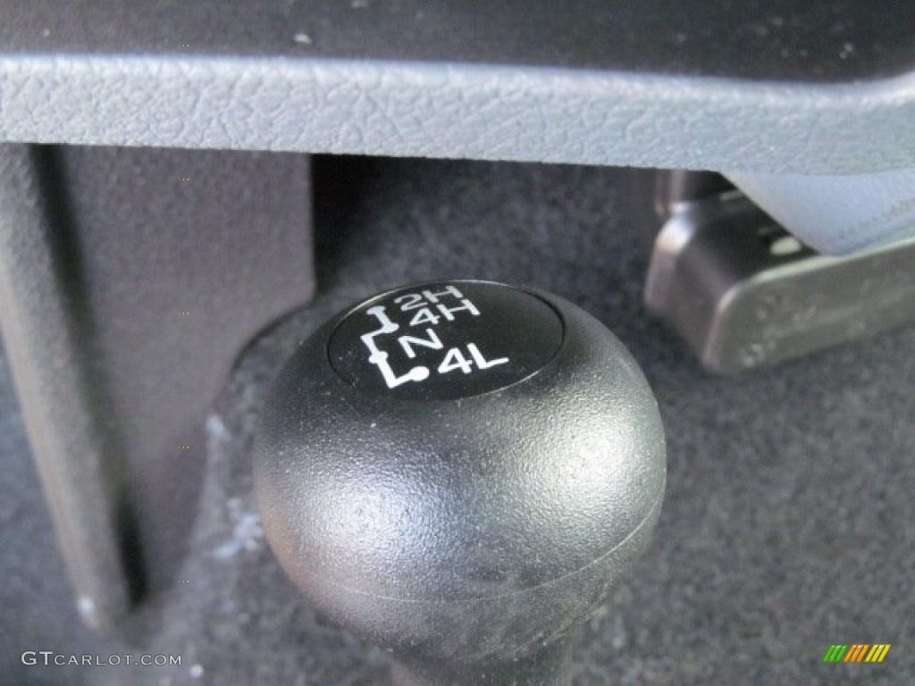 2012 F250 Super Duty XLT Regular Cab 4x4 - Green Gem Metallic / Steel photo #22