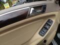 Black - ML 350 4Matic Photo No. 11