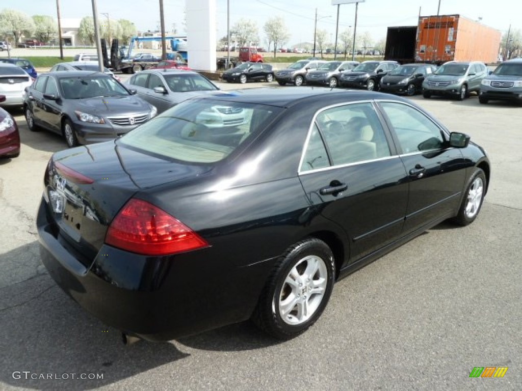 2006 Accord EX Sedan - Nighthawk Black Pearl / Ivory photo #5