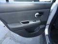 Brillant Silver - Versa 1.8 S Hatchback Photo No. 25
