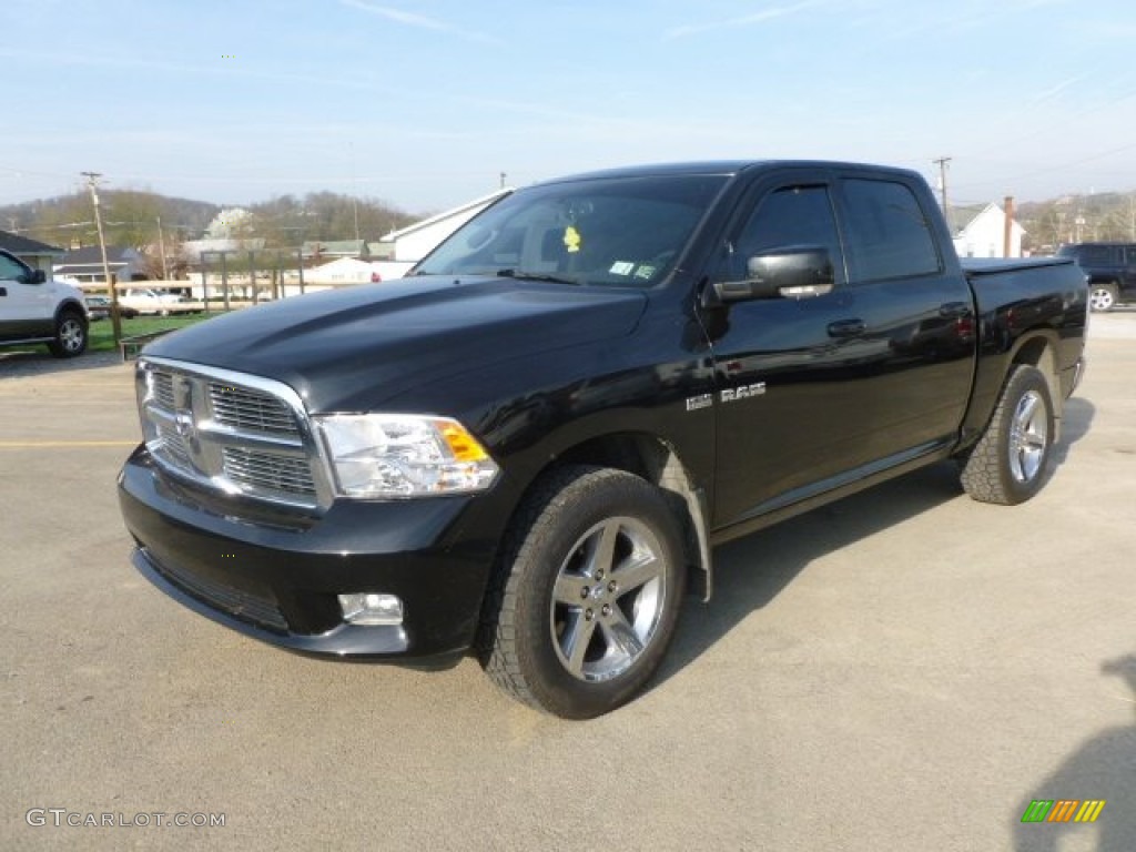 Brilliant Black Crystal Pearl Dodge Ram 1500