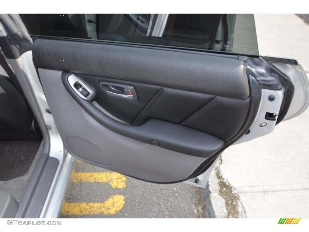 2005 Subaru Baja Turbo Medium Gray Door Panel Photo #62832172