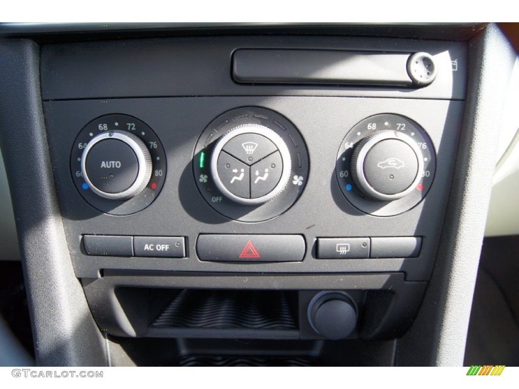 2007 Saab 9-3 2.0T Convertible Controls Photo #62836233