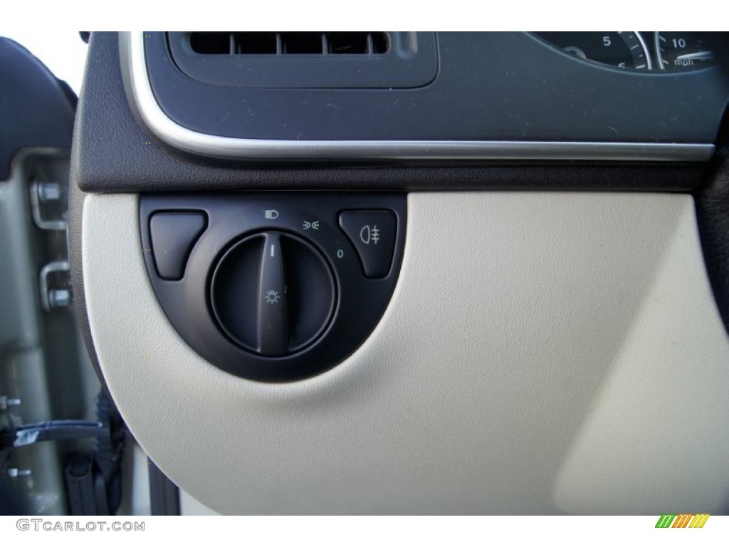 2007 Saab 9-3 2.0T Convertible Controls Photo #62836255